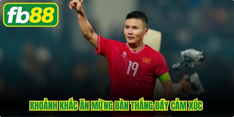 Khoảnh khắc ăn mừng bàn thắng đầy cảm xúc của Nguyễn Quang Hải
